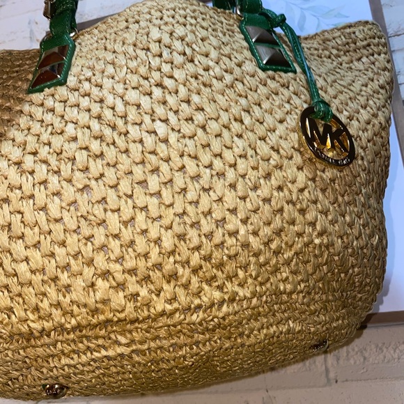 NEW Michael Kors Santorini Straw Beach Bag - Picture 2 of 8